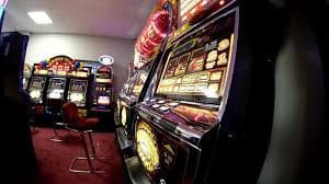 pt gameplay sports and casino gaming platform interface on mobile